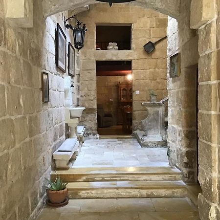 Charming 17Th Cent House Of Character In The Famous 3 Cities, Right Next To Valletta Cospicua Zewnętrze zdjęcie