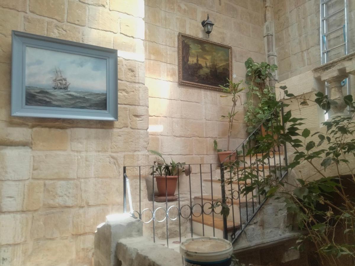 Charming 17Th Cent House Of Character In The Famous 3 Cities, Right Next To Valletta Cospicua Zewnętrze zdjęcie