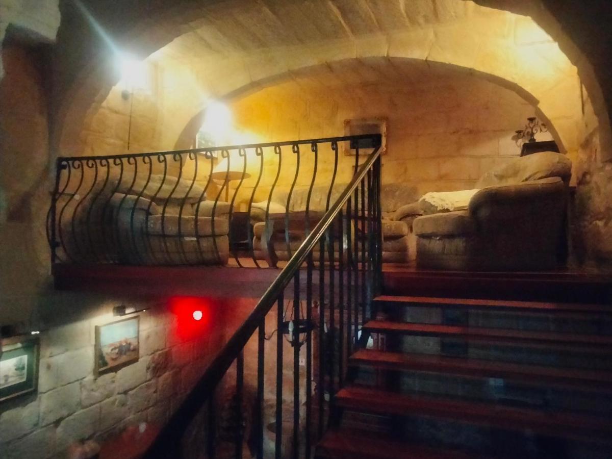 Charming 17Th Cent House Of Character In The Famous 3 Cities, Right Next To Valletta Cospicua Zewnętrze zdjęcie