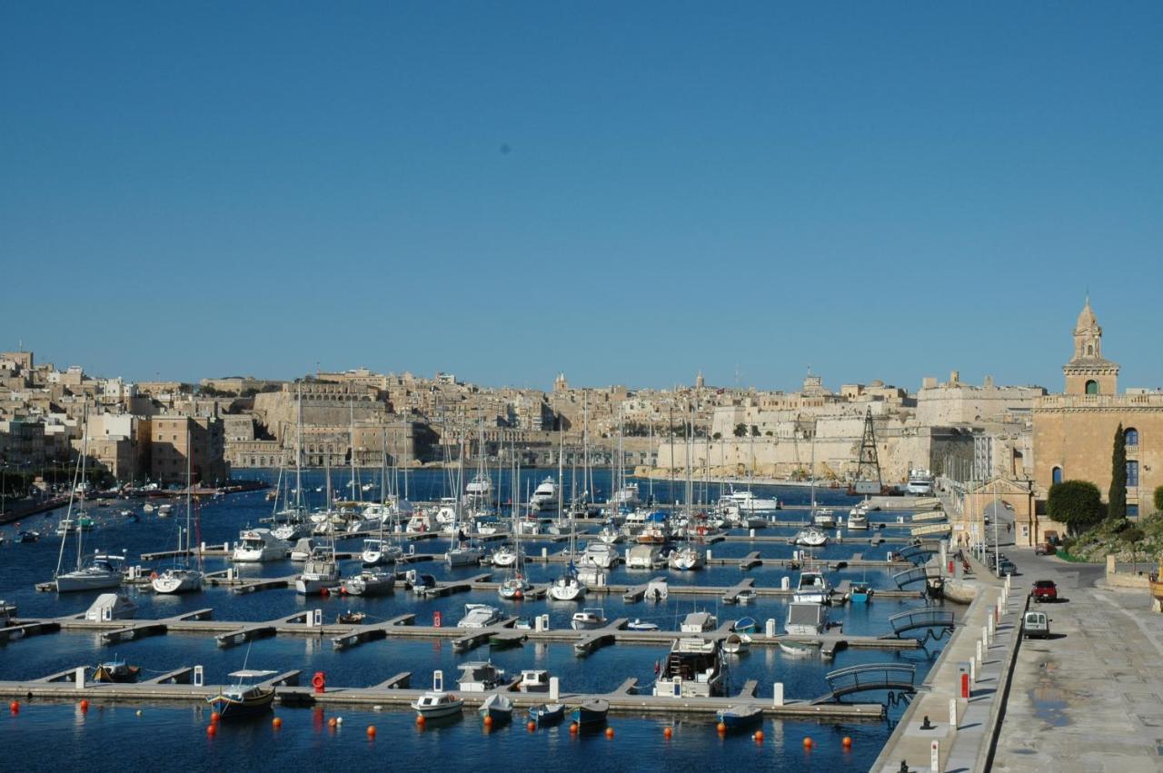 Charming 17Th Cent House Of Character In The Famous 3 Cities, Right Next To Valletta Cospicua Zewnętrze zdjęcie