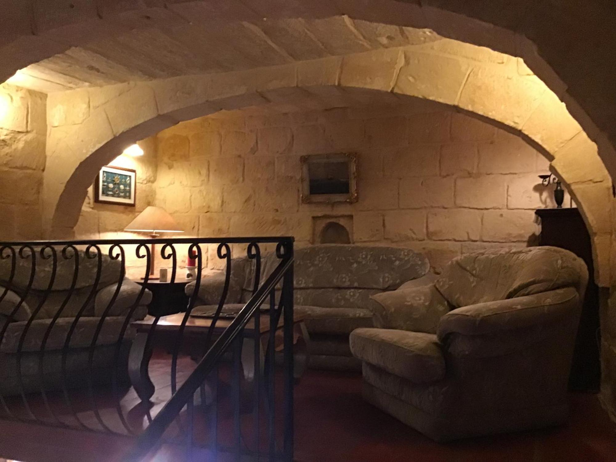 Charming 17Th Cent House Of Character In The Famous 3 Cities, Right Next To Valletta Cospicua Zewnętrze zdjęcie